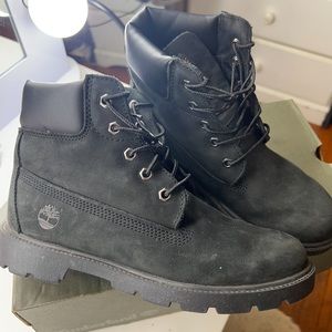 all black timberlands size 4.5 boys